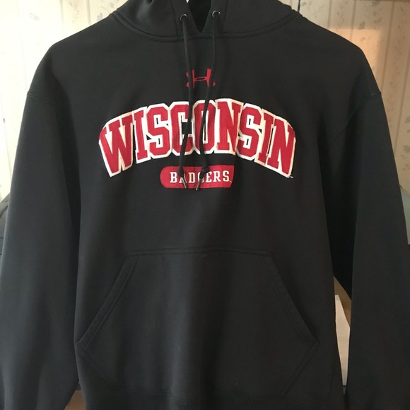 wisconsin badgers sweatshirts under armour